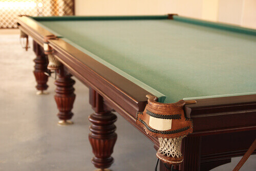 how to clean pool table cloth